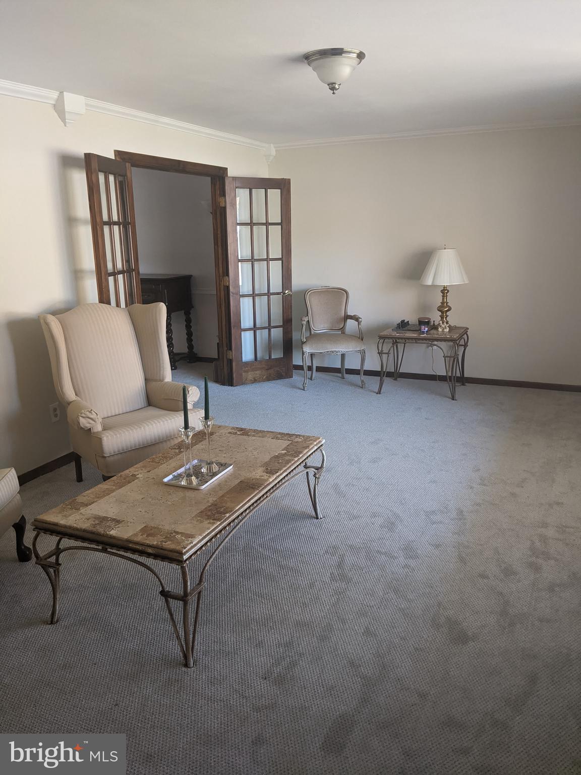 23 Azalea Way Hamilton, NJ 08690 - Photo 6 of 34 Spacious living room