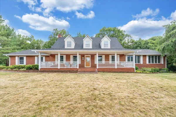 $704,000 | 7031 Highfields Farm Trail, Roanoke, VA 24018