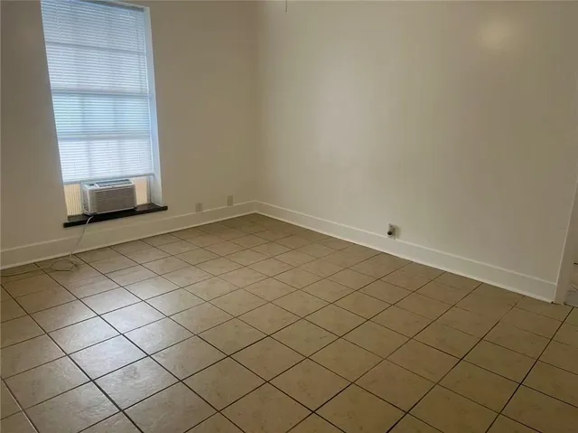 $1,400 | 6200 Riverside Drive, Unit 404, Metairie, LA 70003