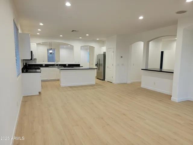 $3,195 | 6850 South Birdie Way, Gilbert, AZ 85298