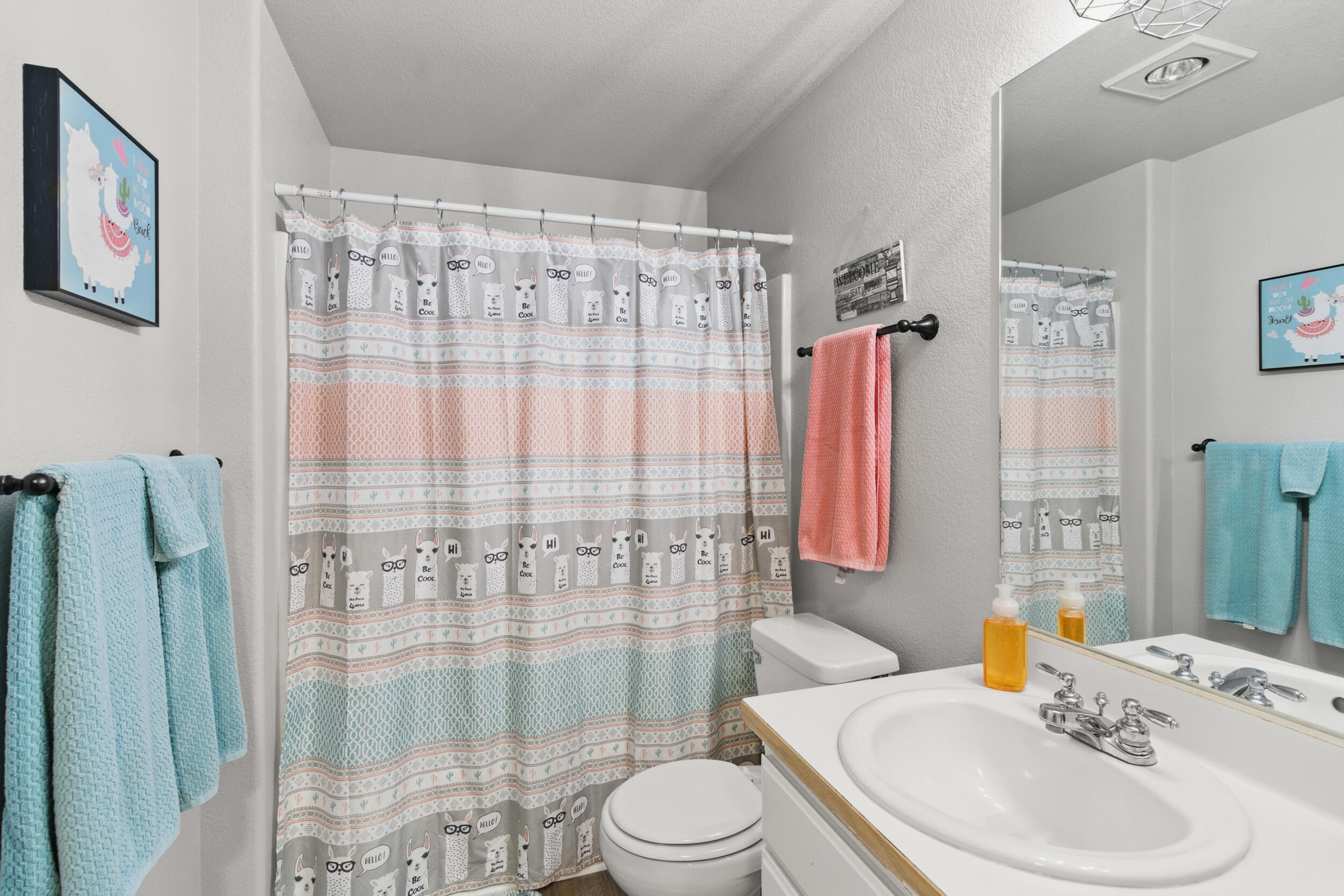 1546 Skyhawk Ridge Medford, OR 97504 - Photo 13 of 36 1548 and 1546 skyhawk ridge, medford-23