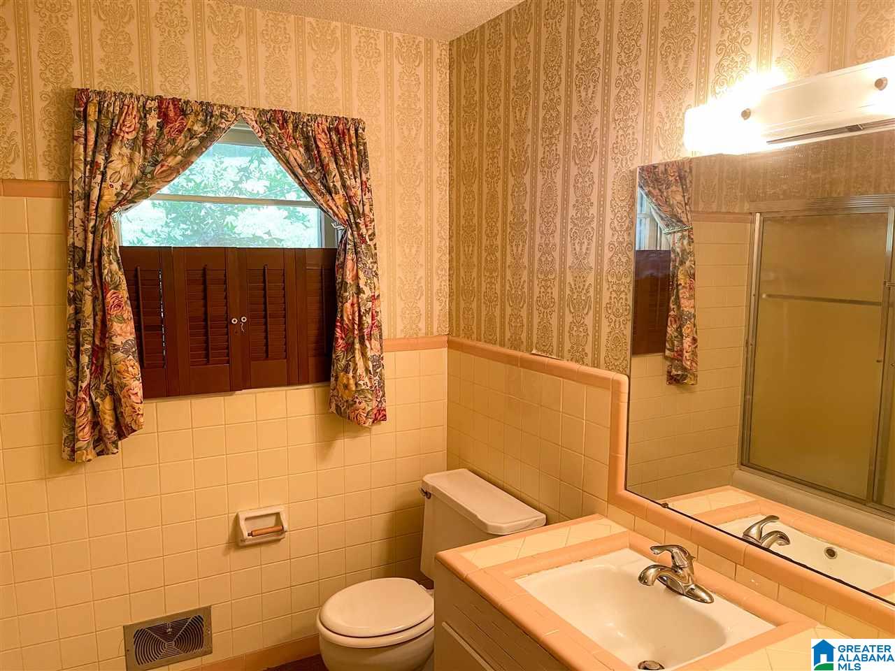 1301 Glendale Road Anniston, AL 36207 - Photo 21 of 32
