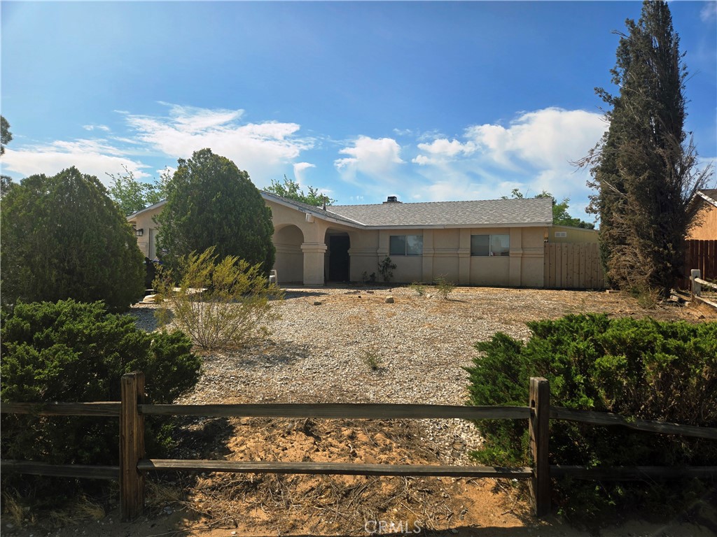 10403 Buckboard Circle Adelanto, CA 92301 - Photo 6 of 20 a view of a yard