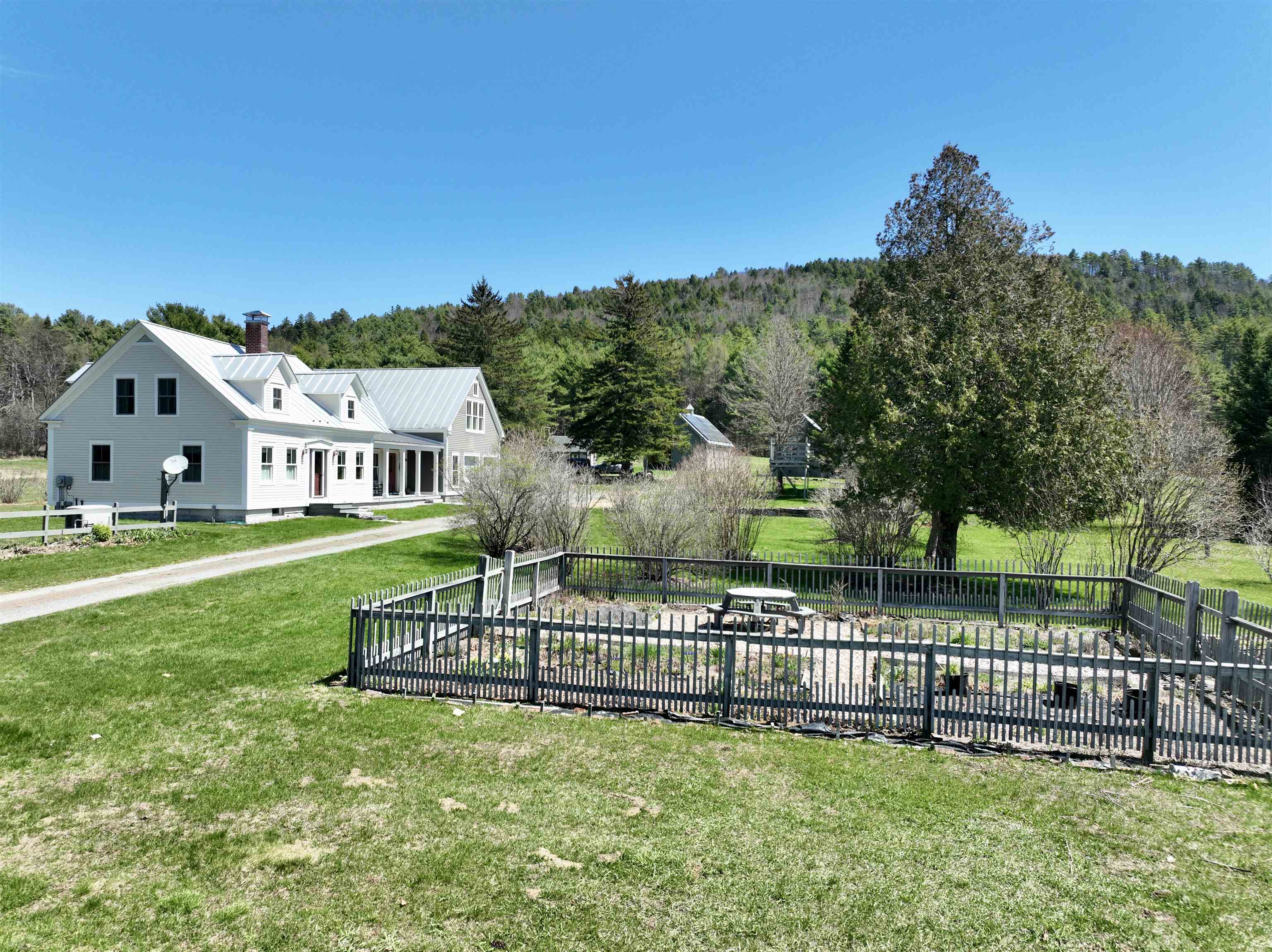 6206 Scotch Hollow Road South Ryegate, VT 05069 - Photo 2 of 60