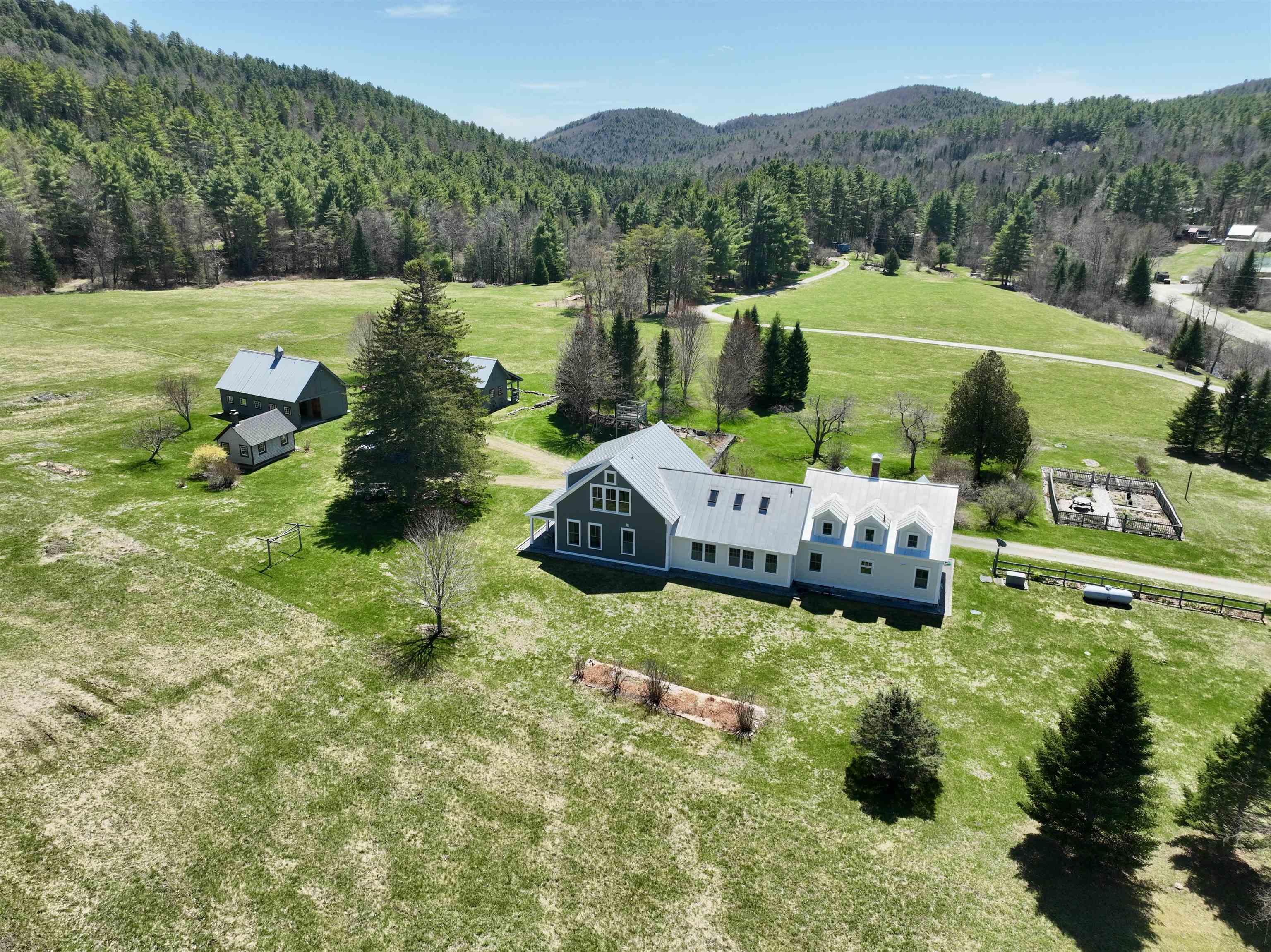 6206 Scotch Hollow Road South Ryegate, VT 05069 - Photo 5 of 60
