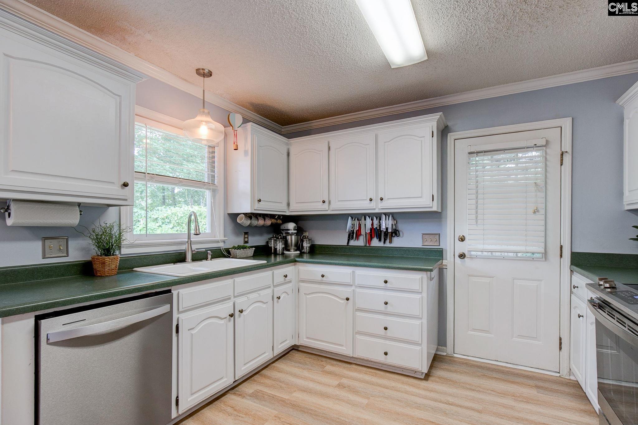 121 Foxridge Run Lexington, SC 29072 - Photo 10 of 32 Gallery Image 10