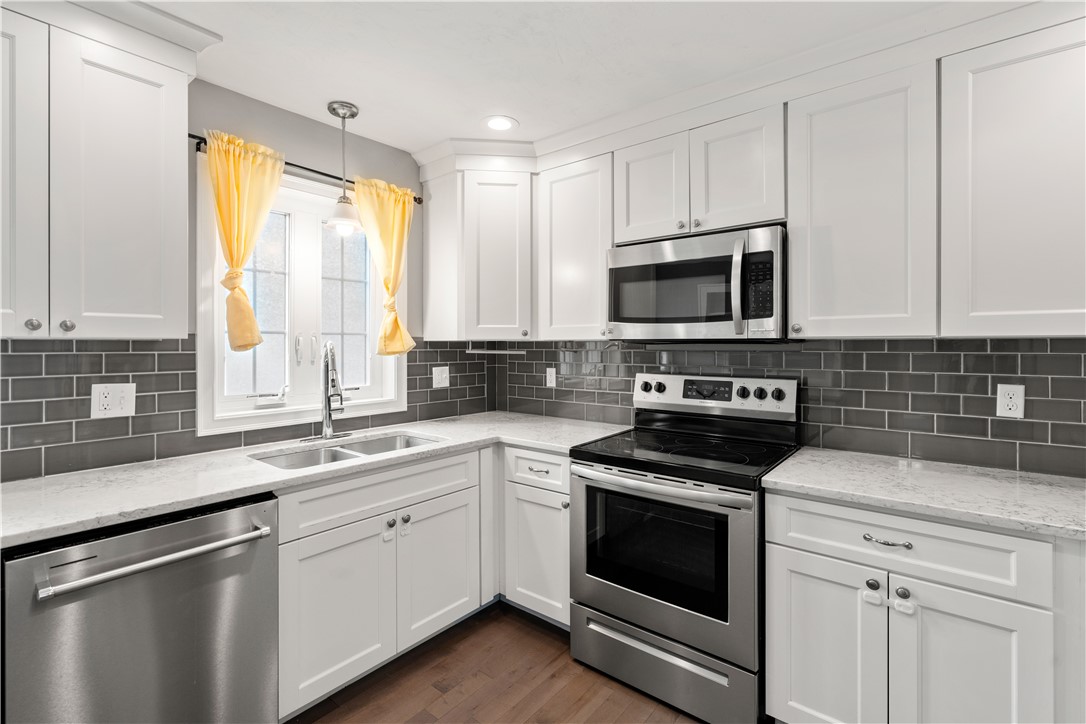 228 Morse Avenue Woonsocket, RI 02895 - Photo 11 of 33