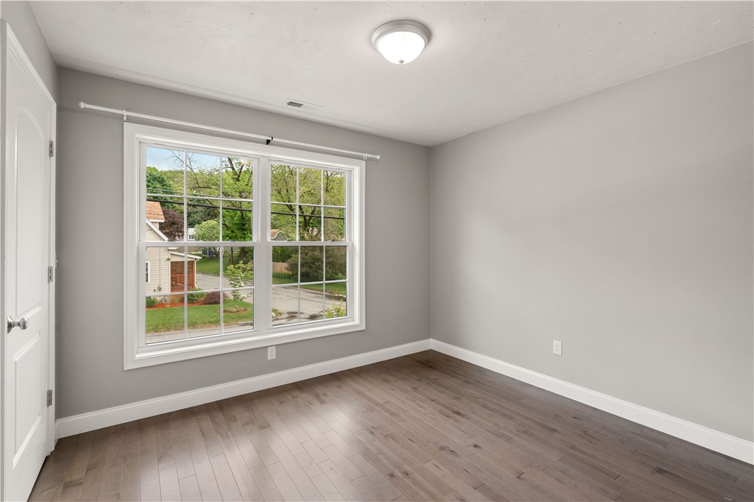 228 Morse Avenue Woonsocket, RI 02895 - Photo 20 of 33