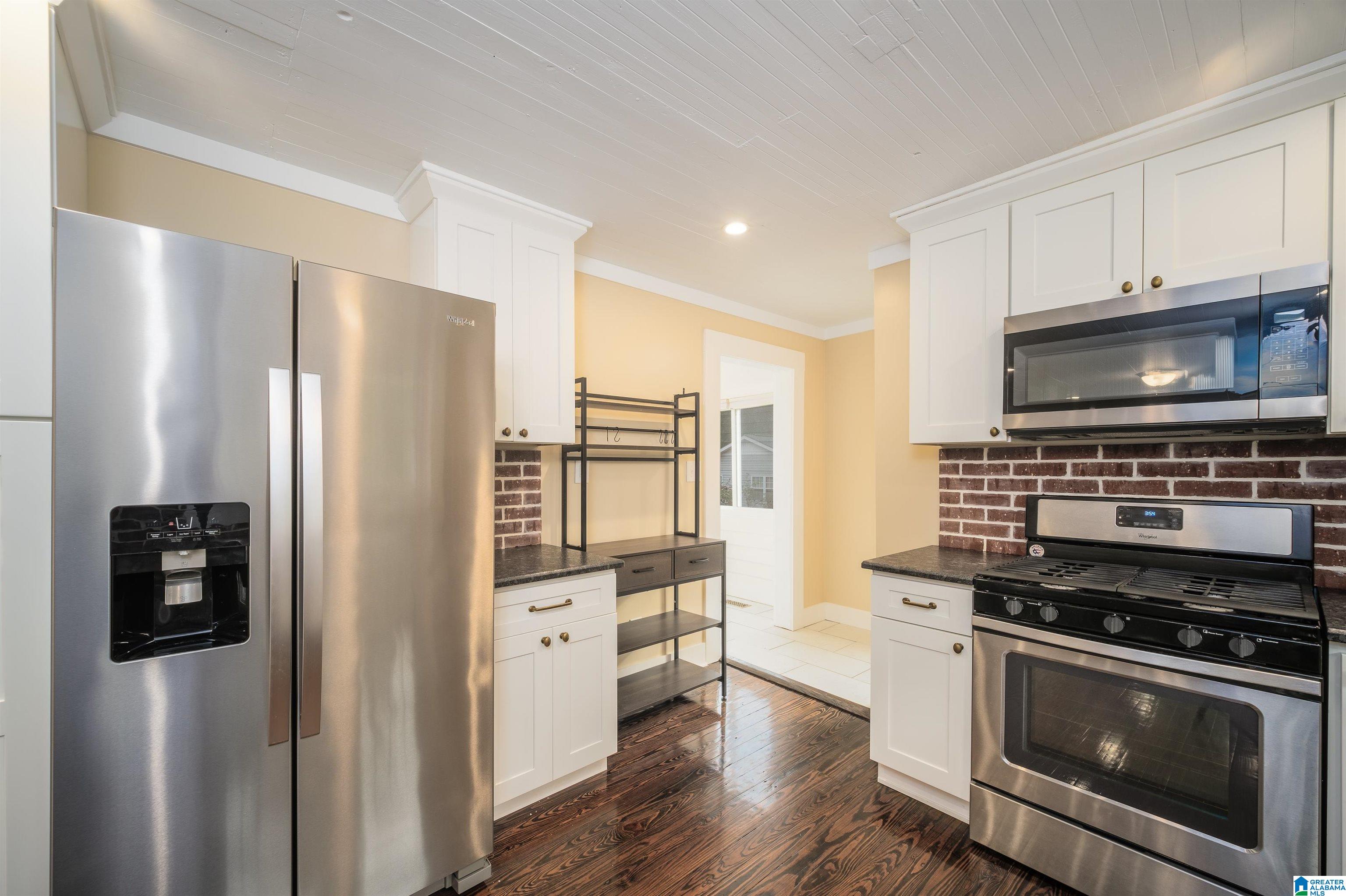 311 C Street North Oneonta, AL 35121 - Photo 7 of 32