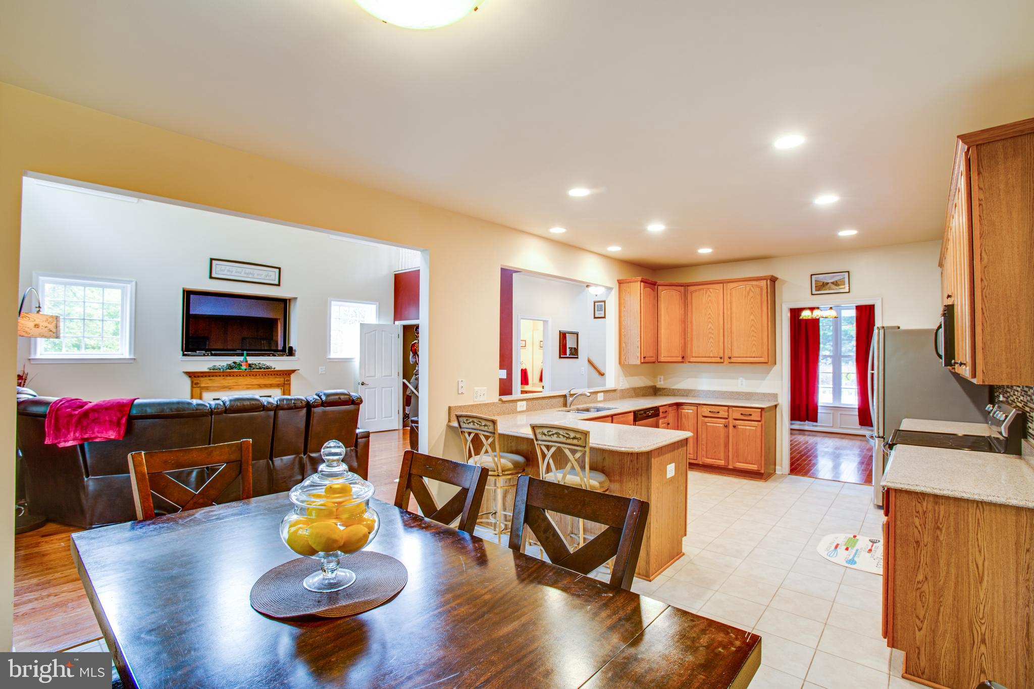 9161 Caledon Road King George, VA 22485 - Photo 16 of 77 Eat-in area overlooking kitchen and family room