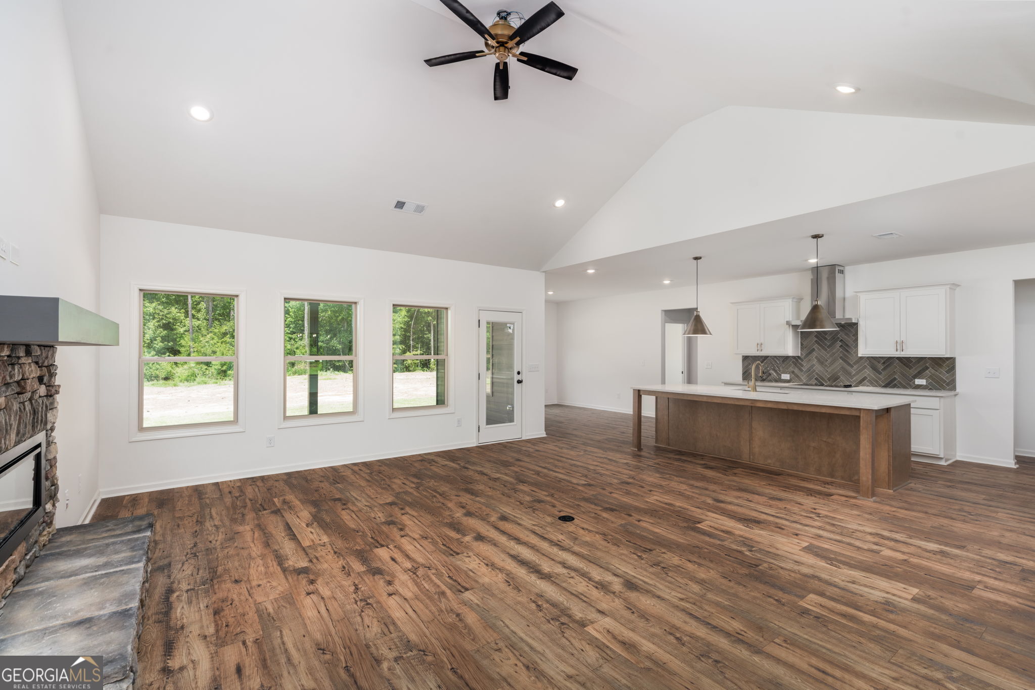 297 Bishop Road Meansville, GA 30256 - Photo 7 of 77