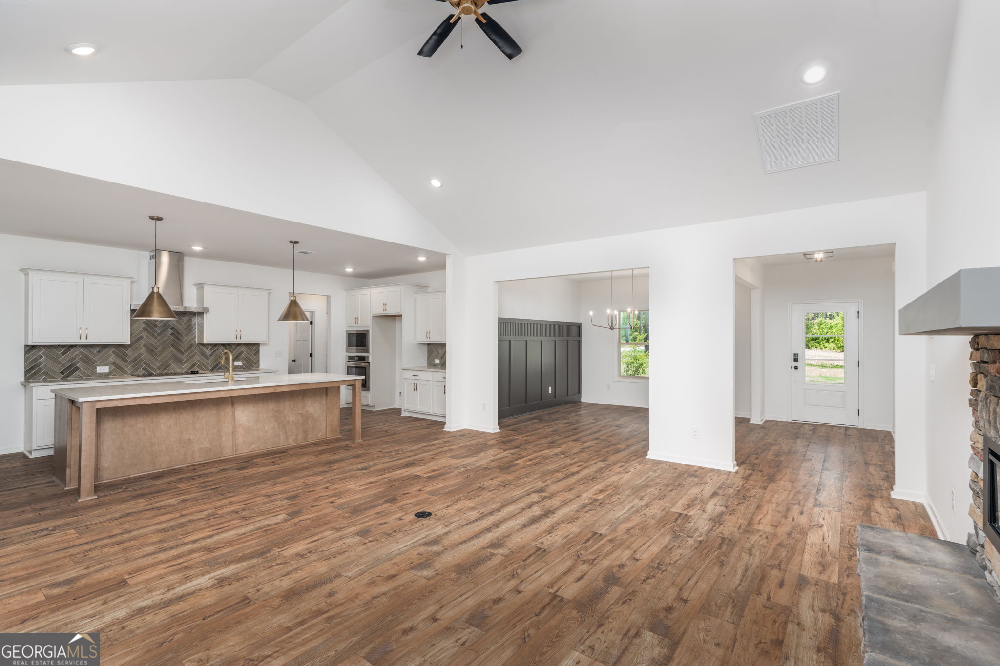 297 Bishop Road Meansville, GA 30256 - Photo 9 of 77