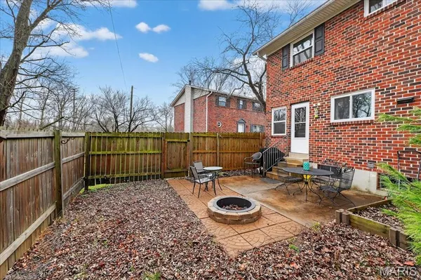 $220,000 | 1104 Cantina Drive, Chesterfield, MO 63141