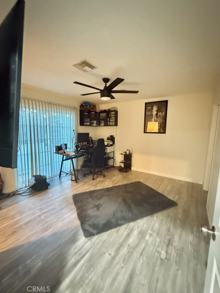 10549 Rhodesia Avenue Sunland, CA 91040 - Photo 10 of 15