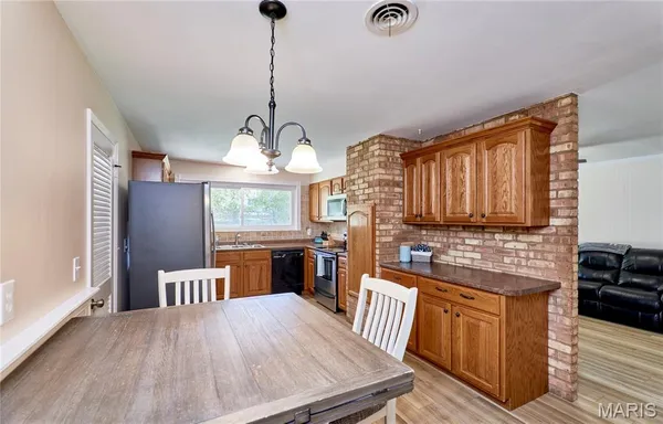 $389,000 | 103 Calico Lane, Ballwin, MO 63011