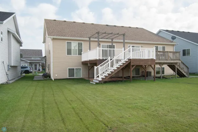 $289,900 | 1381 Westport Beach Way, West Fargo, ND 58078