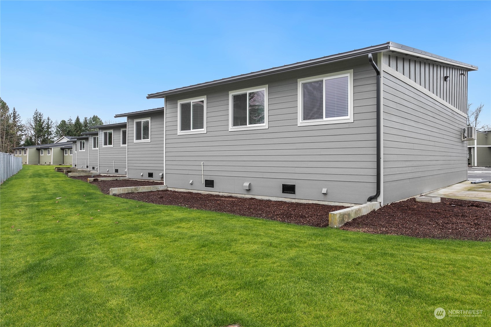 314 Everson Road, Unit F Everson, WA 98247 - Photo 4 of 37