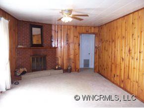2488 Old Greenlee Road Marion, NC 28752 - Photo 5 of 18 Gallery Image 5