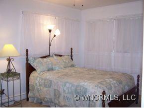 2488 Old Greenlee Road Marion, NC 28752 - Photo 9 of 18 Gallery Image 9