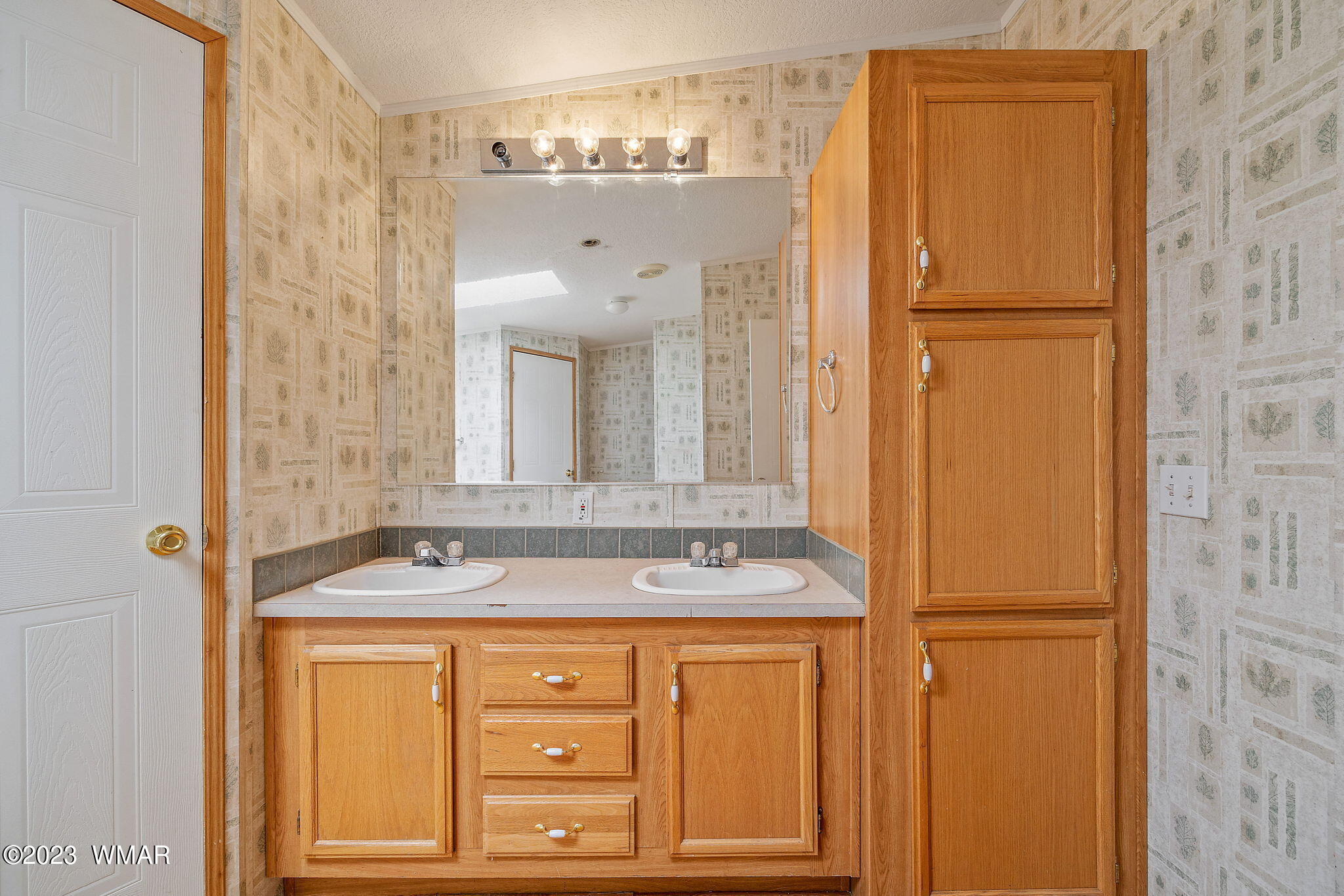 311 Timber Ridge Loop Show Low, AZ 85901 - Photo 16 of 31 Gallery Image 16
