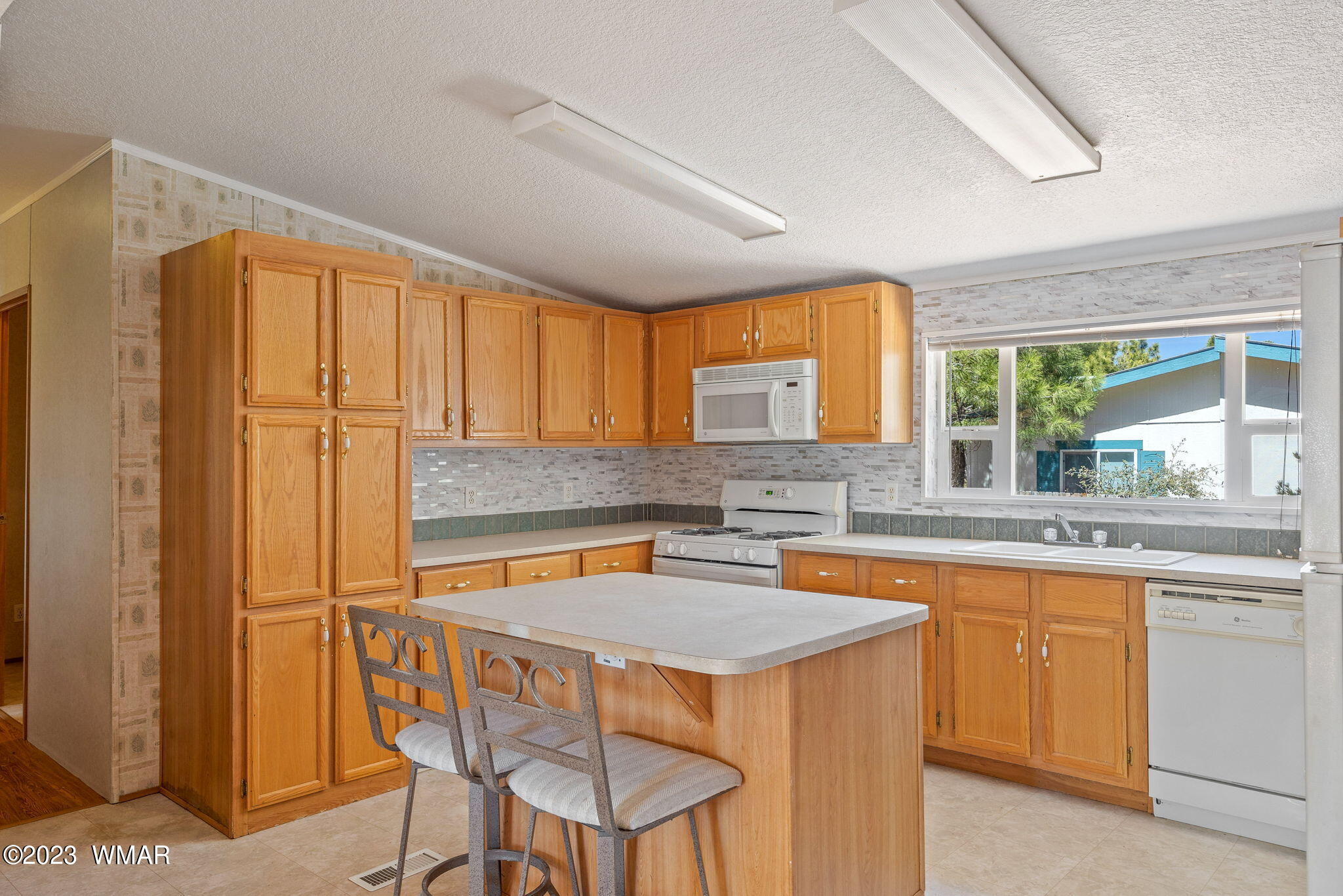 311 Timber Ridge Loop Show Low, AZ 85901 - Photo 10 of 31 Gallery Image 10