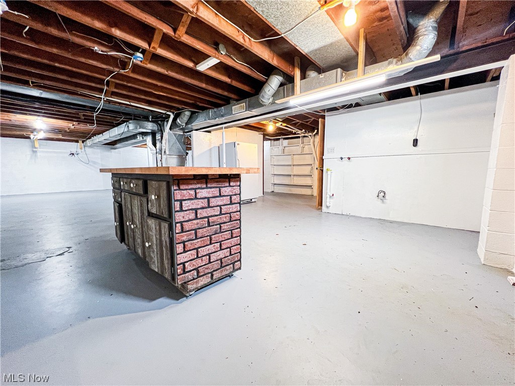 983 Two Ridge Road Steubenville, OH 43953 - Photo 26 of 35 Basement