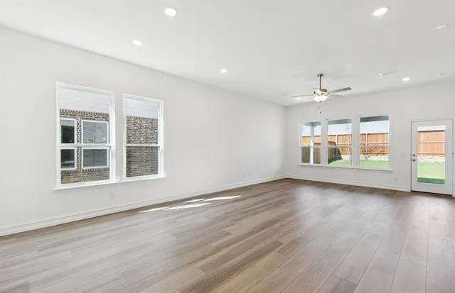 $521,780 | 5866 Blackwell Avenue, Pilot Point, TX 76258