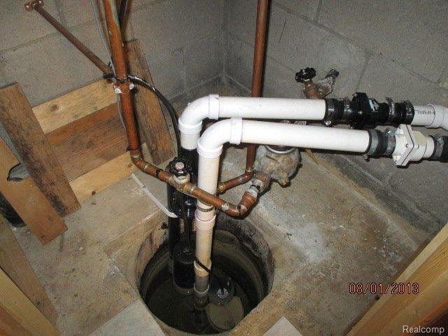 260 Gunder Court Rochester, MI 48309 - Photo 32 of 46 SUMP W/WATER PRESSURE BACK UP