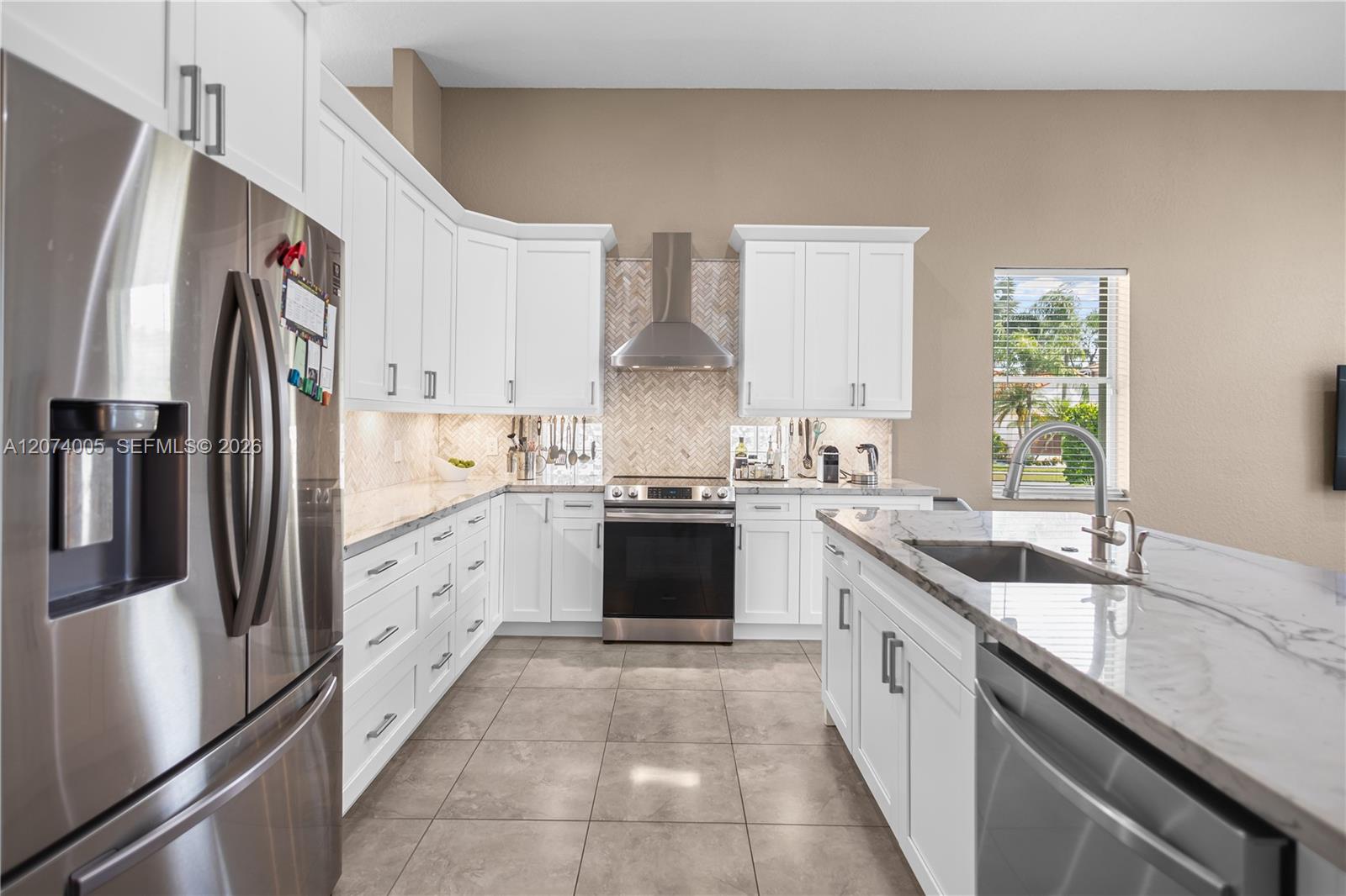 18548 Harbor Light Way Boca Raton, FL 33498 - Photo 3 of 28 Gallery Image 3
