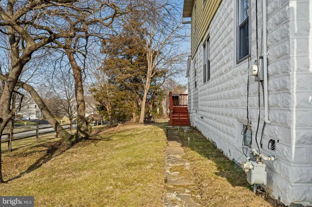 $420,000 | 117 Karrs Lane, Conshohocken, PA 19428