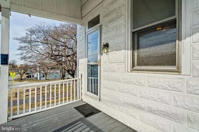 $420,000 | 117 Karrs Lane, Conshohocken, PA 19428