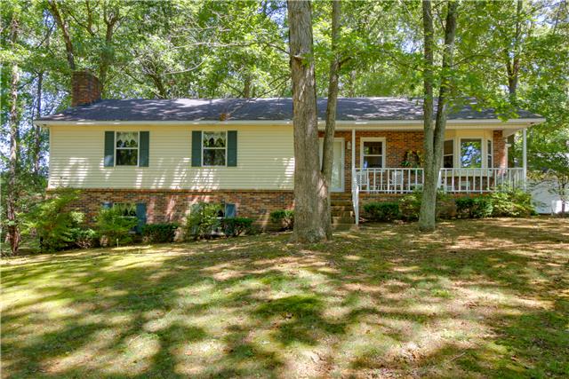 Well Maintained home on 5.06 Acres!