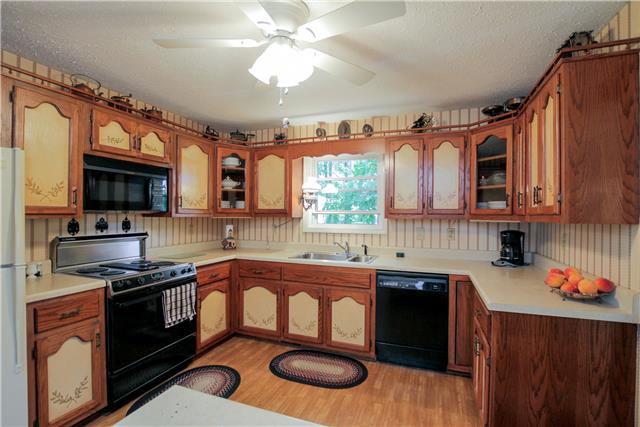 Plenty of Counter top space!