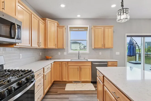 $495,000 | 1250 Maple Lane, Carver, MN 55315