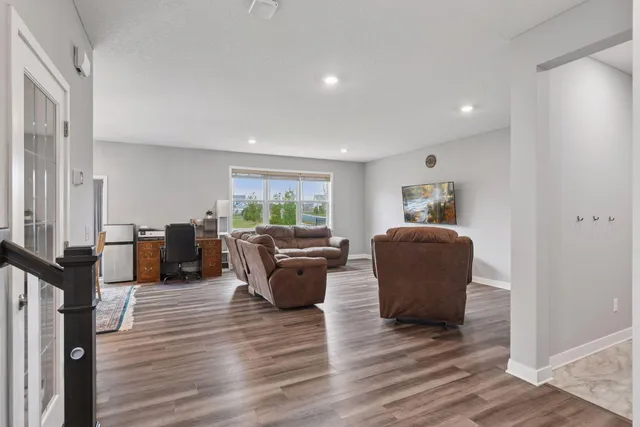 $495,000 | 1250 Maple Lane, Carver, MN 55315