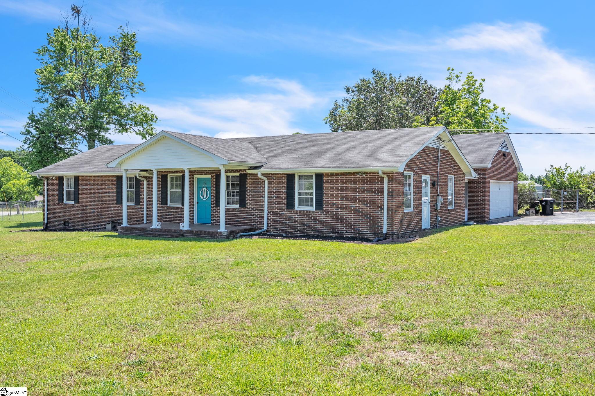 101 Colonial Lane Simpsonville, SC 29681 - Photo 2 of 43