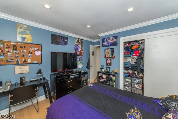$2,600 | 305 Federal Hill Road, Pompton Lakes, NJ 07442
