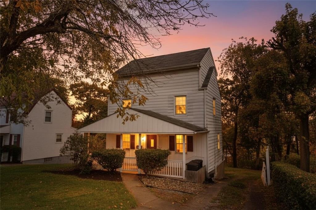 223 Nantucket Drive Pittsburgh, PA 15236 - Photo 21 of 25 a front view of a house with garden