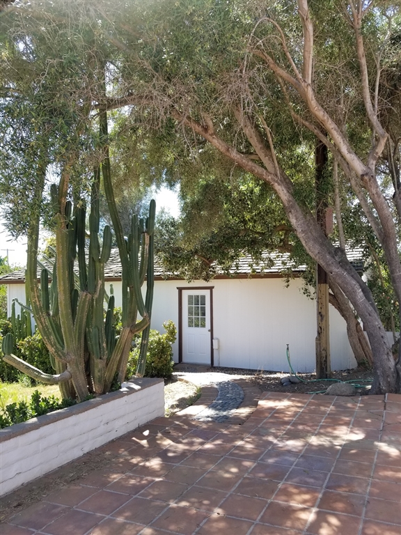1524 Dickey Street Fallbrook, CA 92028 - Photo 9 of 11 Gallery Image 9