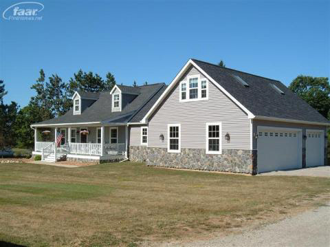4553 East Clyde Road Howell, MI 48855 - Photo 1 of 25 20270679.JPG