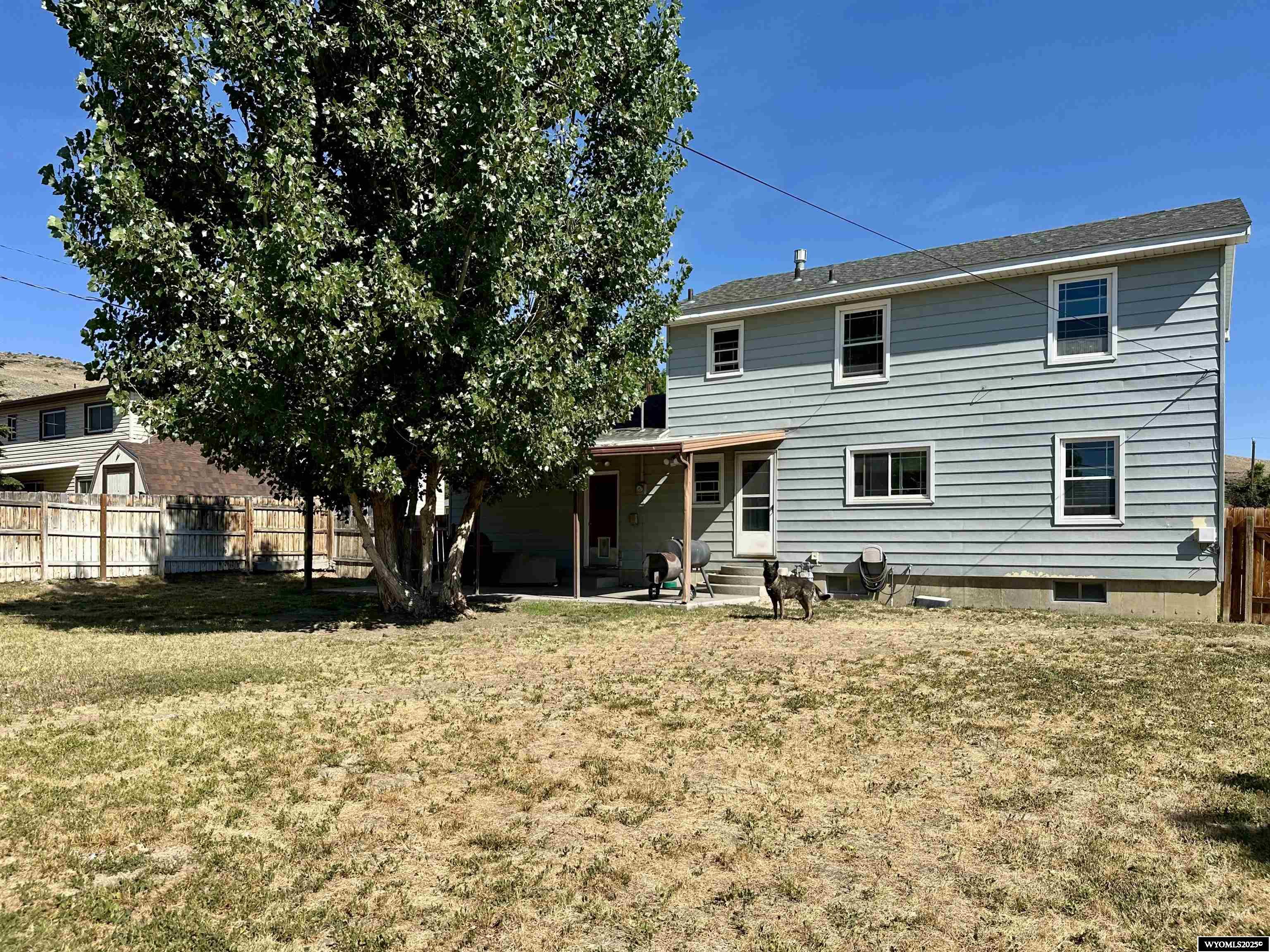 116 West Heath Street Rawlins, WY 82301 - Photo 3 of 28