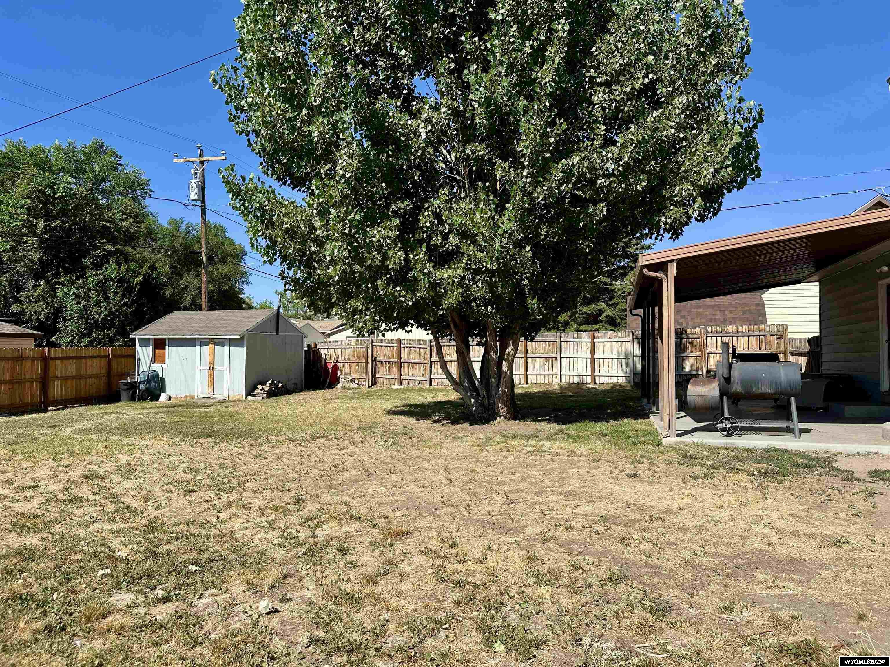 116 West Heath Street Rawlins, WY 82301 - Photo 4 of 28