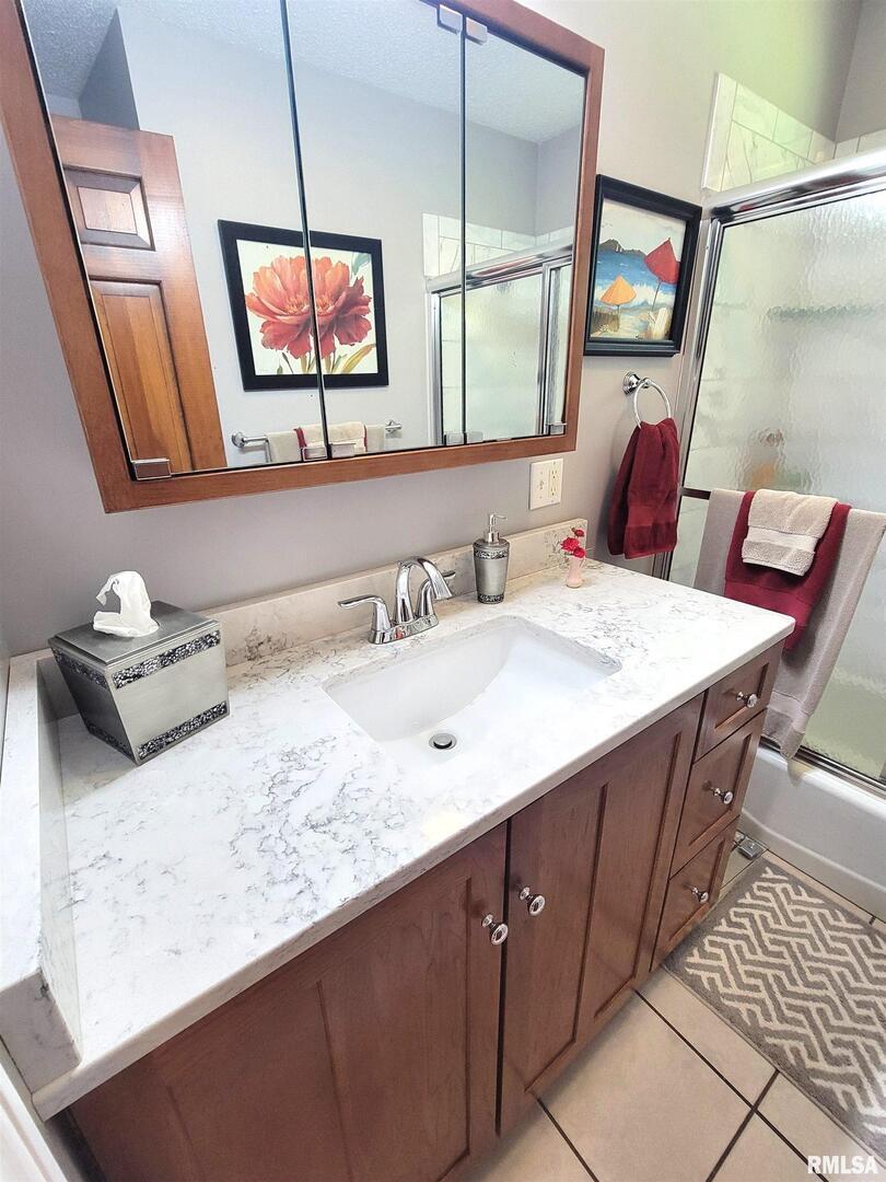 2753 North Stanford Road Flora, IL 62839 - Photo 49 of 99