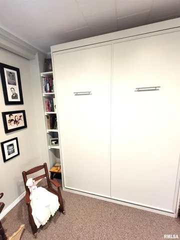 $449,000 | 2753 North Stanford Road, Flora, IL 62839