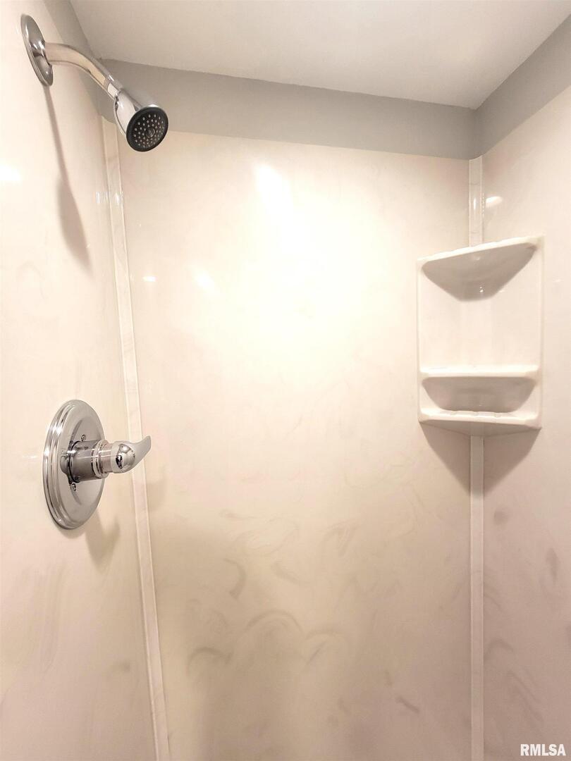 2753 North Stanford Road Flora, IL 62839 - Photo 65 of 99