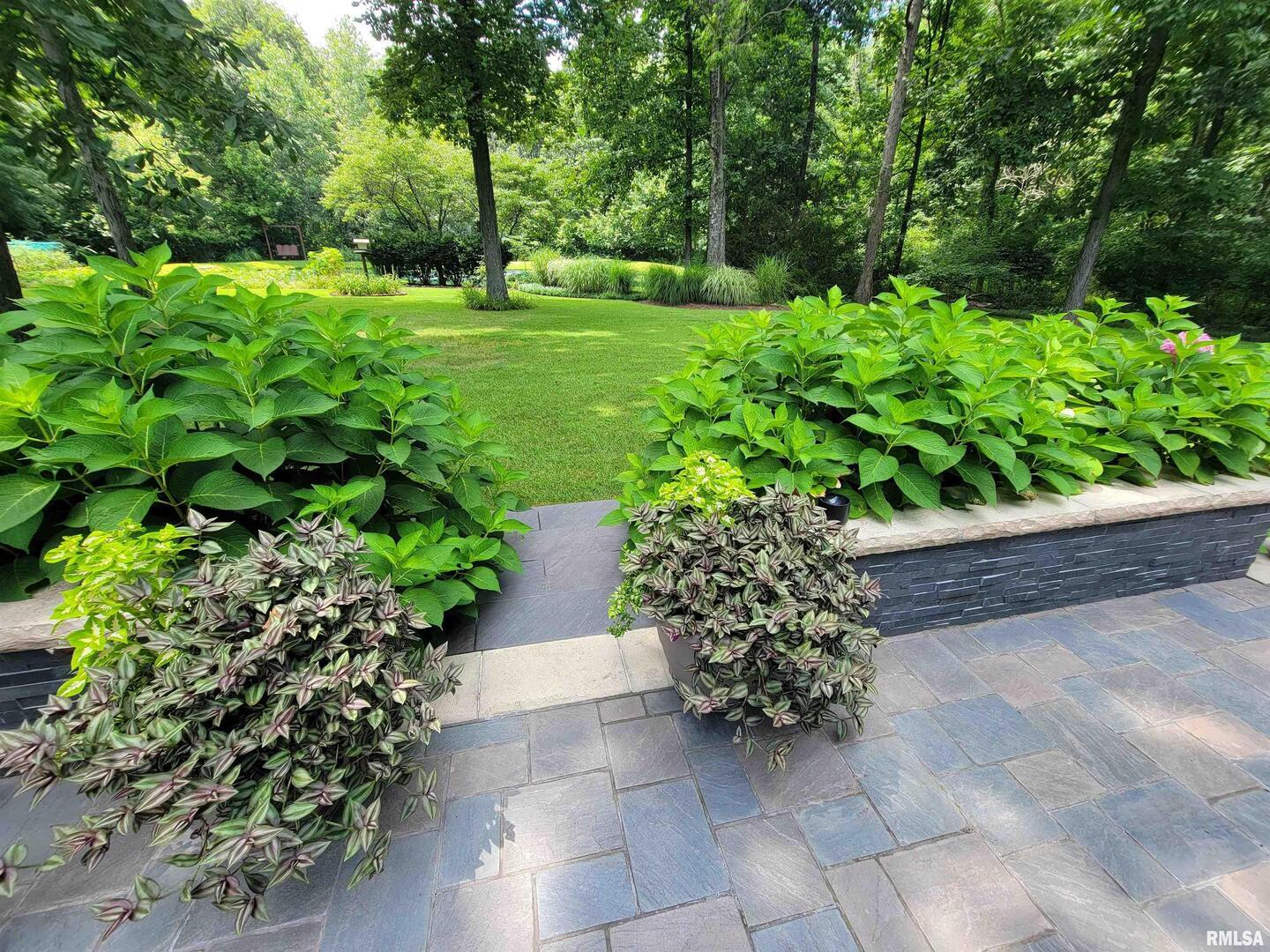 2753 North Stanford Road Flora, IL 62839 - Photo 8 of 99