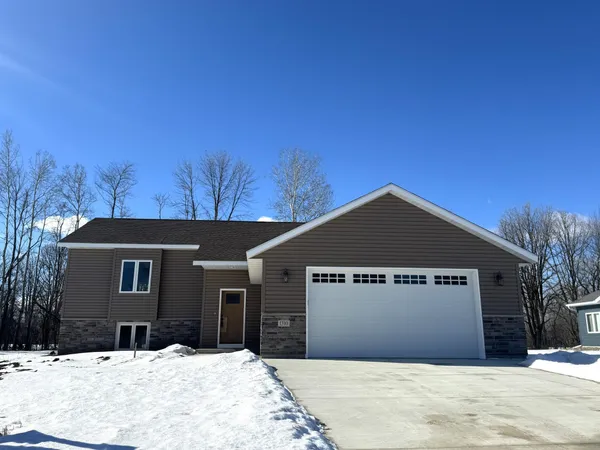 $418,000 | 1310 Greenleaf Road, Owatonna, MN 55060