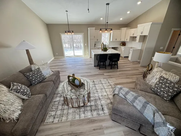 $418,000 | 1310 Greenleaf Road, Owatonna, MN 55060