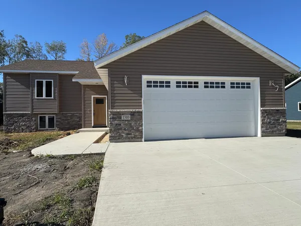 $418,000 | 1310 Greenleaf Road, Owatonna, MN 55060