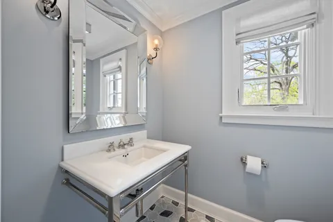 $2,895,000 | 865 Church Street, Lake Forest, IL 60045